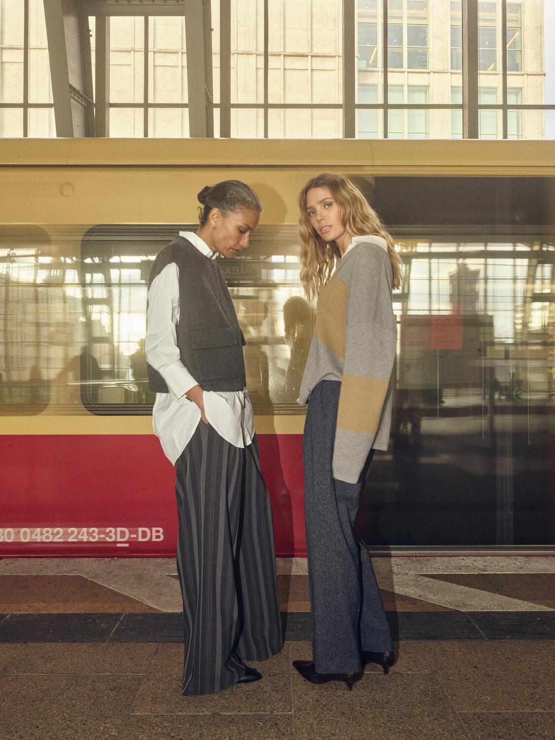 Wylie Tani Bold Stripe Knit polotrøje - True Camel